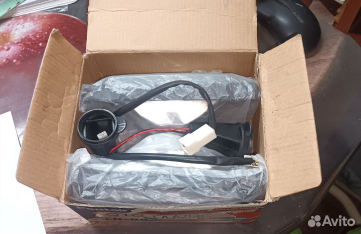 Продам противотуманки