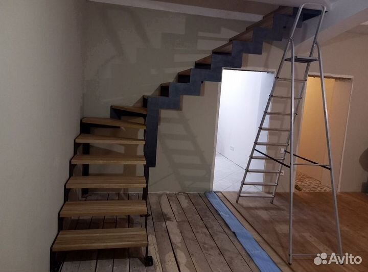 Лестница на металлокаркасе / изготовление лестниц