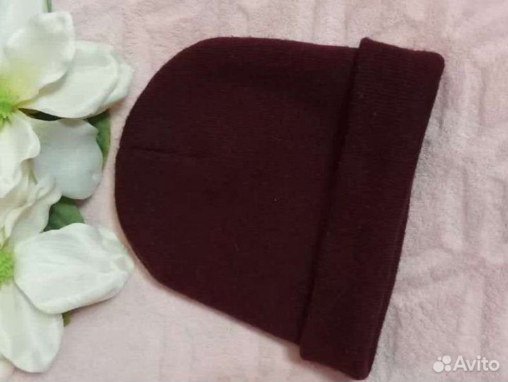 Шапка женская бордовая