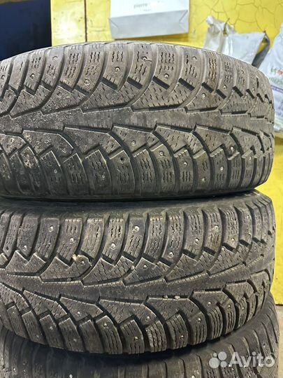 Nokian Tyres Hakkapeliitta 5 215/55 R17 98T