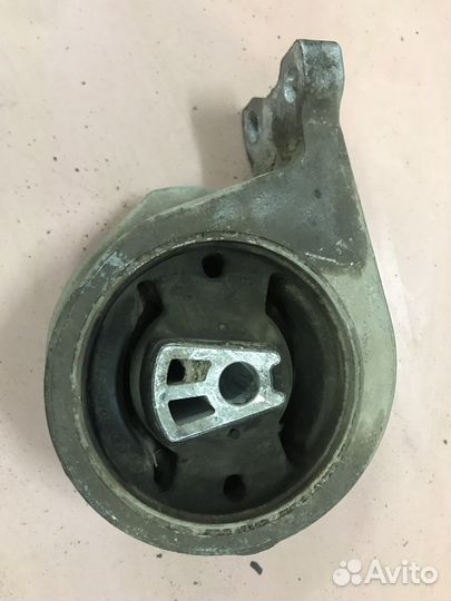 Передняя опора двигателя SsangYong new actyon