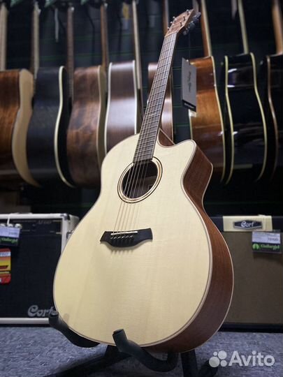 Baton Rouge AR61S/ACE гитара с подключением новая