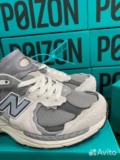 New Balance NB 2002R Refined future серые оригина