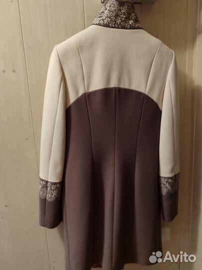 Пальто женское демисезонное 42 44