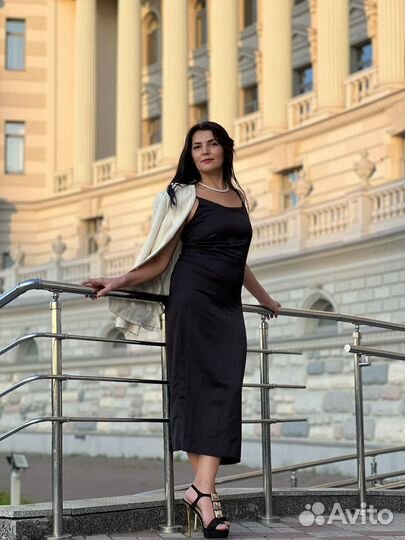 Черное платье