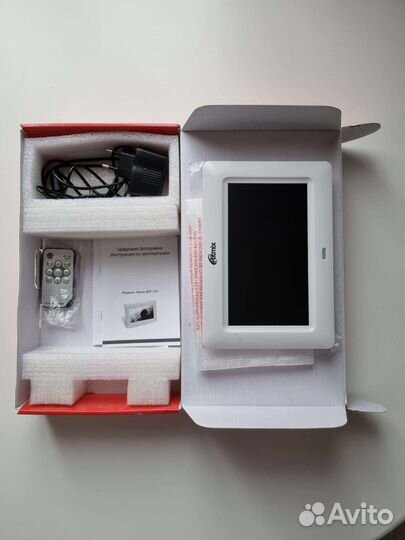 Цифровая фоторамка Ritmix RDF-701