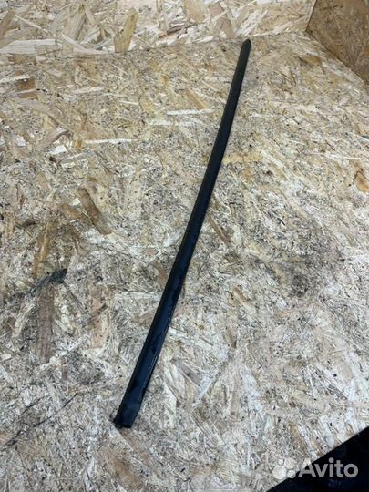 Резинка кузова Opel Corsa D 1.4 2007