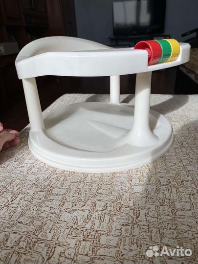 Стульчик для купания в ванной