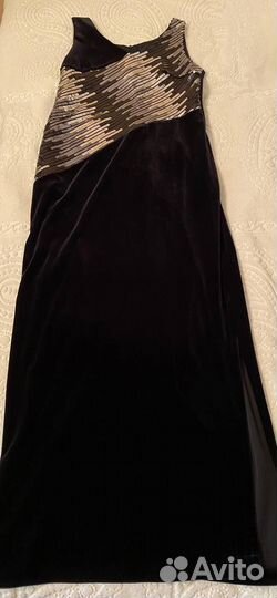 Черное платье из бархата. На 46-48