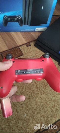 Sony playstation 4 PS4 pro 1tb