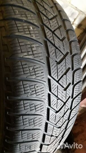 Pirelli Scorpion Winter 235/60 R18