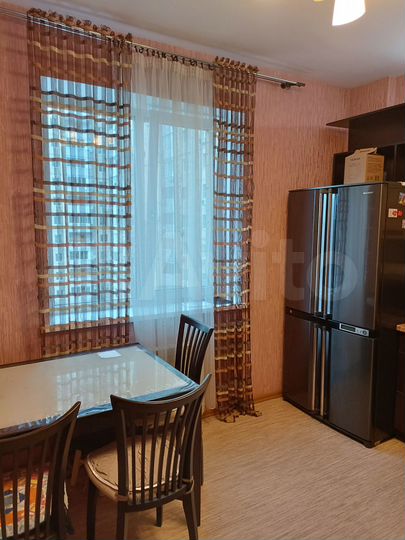 2-к. квартира, 72 м², 6/16 эт.