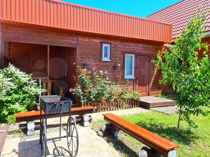 Дом 28 м² на участке 10 сот.