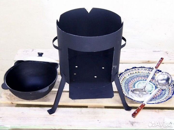 Казан с алюминиевой крышкой в комплекте