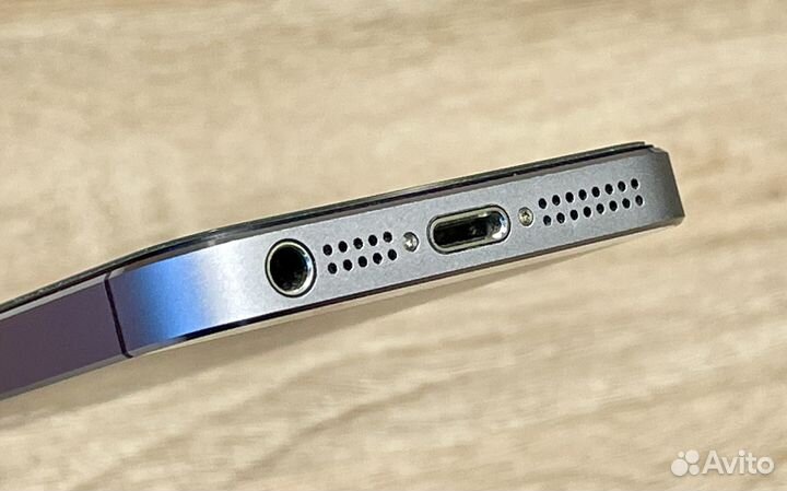 iPhone 5S, 16 ГБ