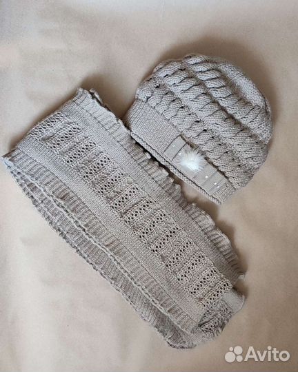 Комплект шапка и шарф