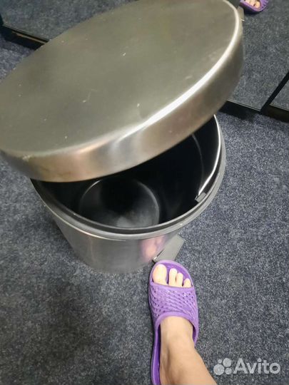 Мусорное ведро металлическое