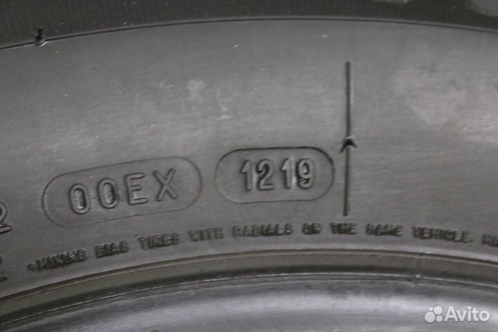 Michelin X-Ice XI3 215/65 R17 99T