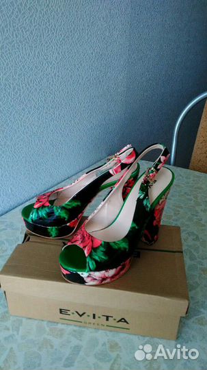 Босоножки с открытым носом 36