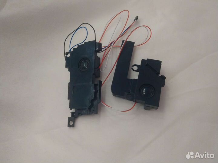 Динамики новые Lenovo y560 y560p комплект