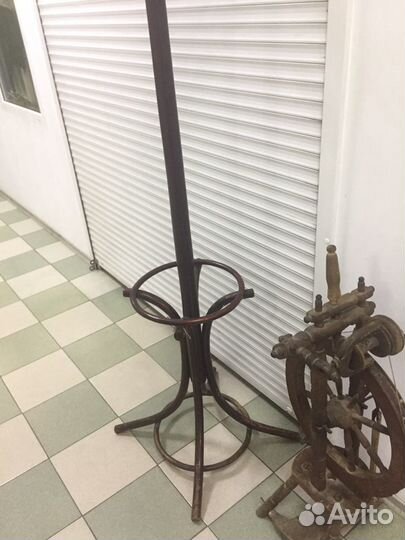 Вешалка напольная