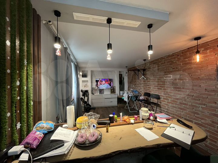 2-к. квартира, 42,6 м², 2/2 эт.