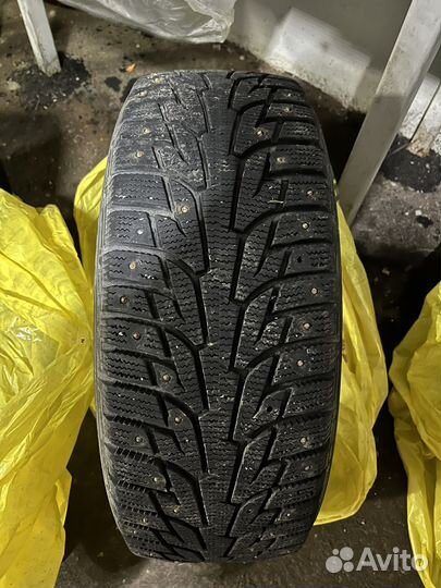 Hankook Winter I'Pike 205/55 R16