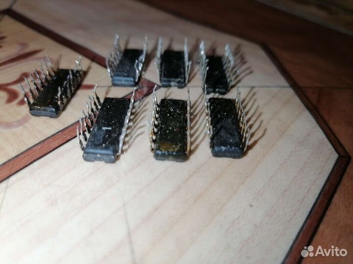 Микросхема К157уд2