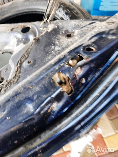 Правая задняя дверь на Хонда Аккорд 7