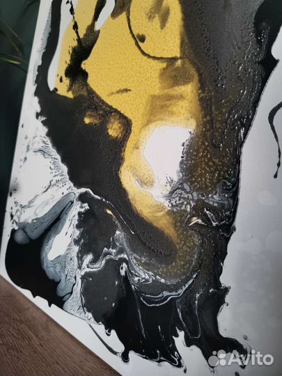 Картина флюид арт