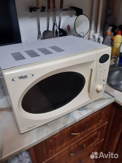 Микроволновая печь с грилем vitek VT-1650