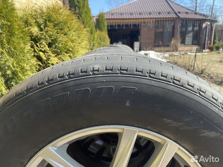 Комплект летних колес r18