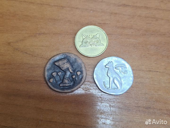 Монетки из Пятерочки и из Магнита