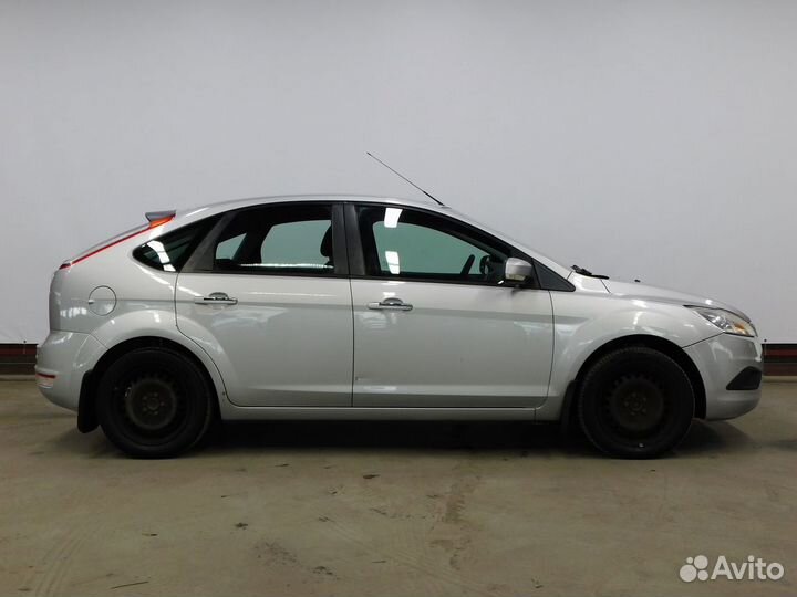 Ford Focus 1.6 AT, 2011, 153 261 км