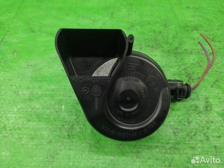 Сигнал звуковой правый низкий тон Audi Q5/A4/A5