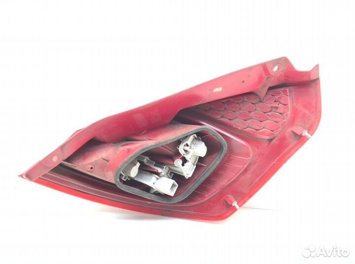 Фонарь задний левый Ford Fiesta 6 1.4 I 2010