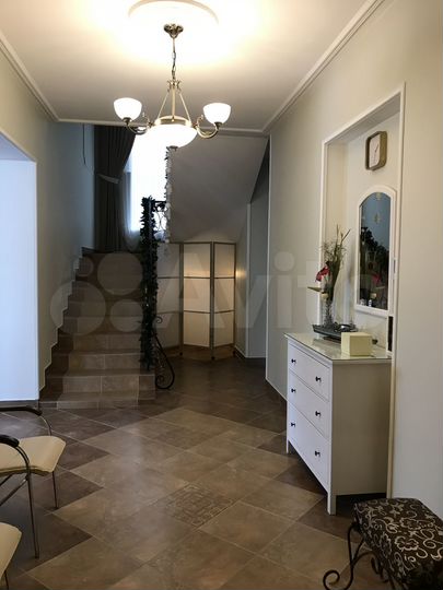 Дом 230 м² на участке 11 сот.