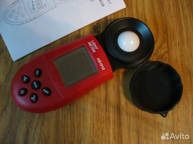 Измеритель освещённости люксметр цифровой