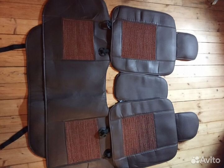 Универсальный чехол на сиденья автомобилей