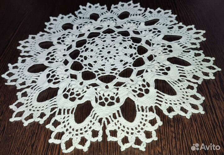 Салфетка (ручная работа)