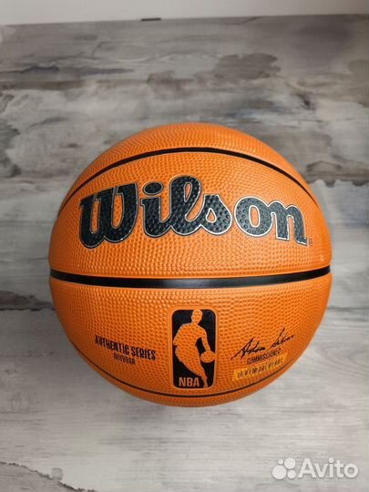Баскетбольный мяч Wilson