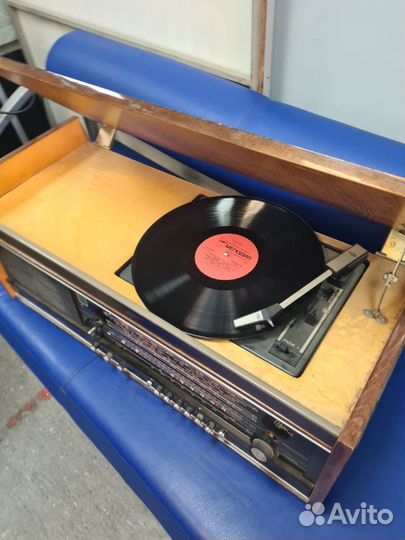 Радиола Урал 111