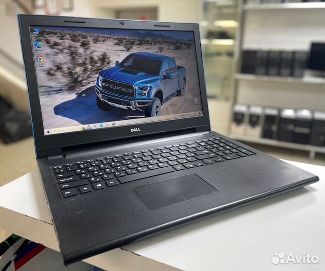 Ноутбук Dell i3/8Gb/SSD