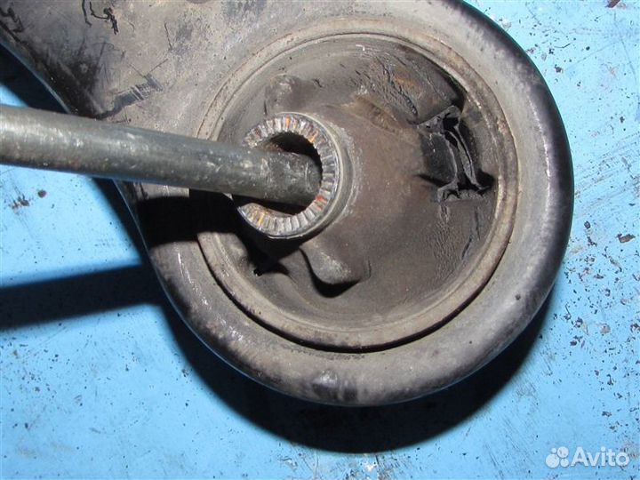 Рычаг передний левый Toyota Camry ASV50 2arfe