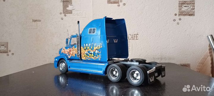 Грузовик 1/24 western star