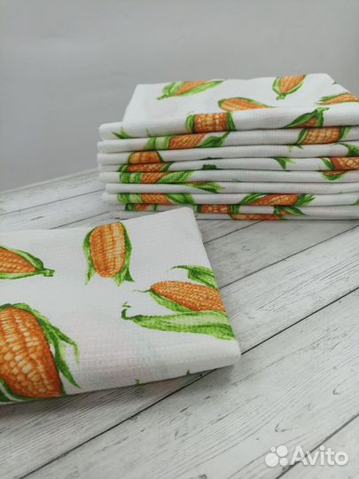 Кухонный фартук прихватки полотенца