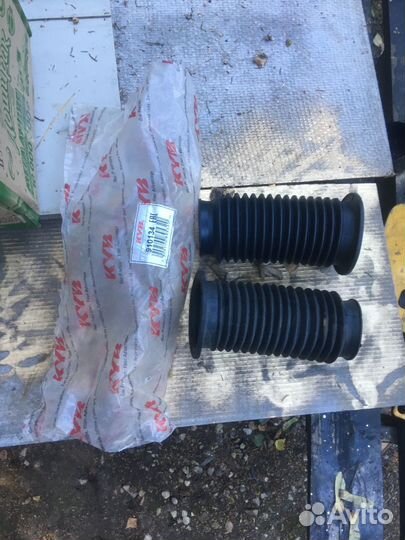 Пыльники как новые на opel Astra H GTS 2008