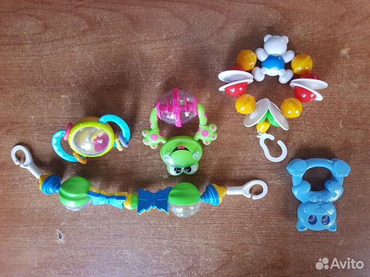 Развивающие игрушки