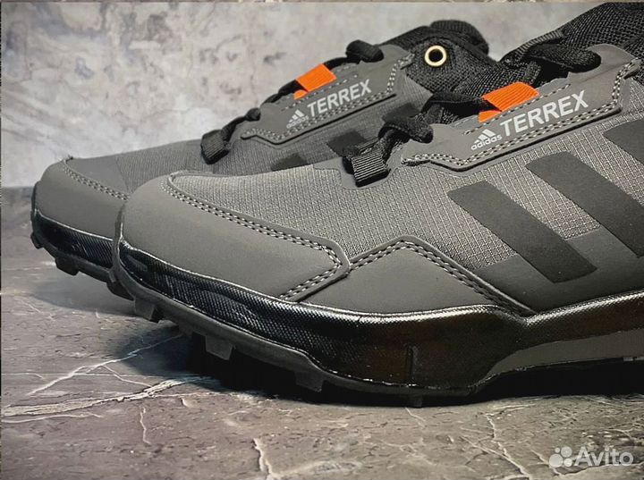 Кроссовки adidas terrex 44 размер