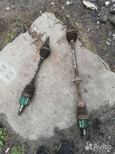 Привод правый Мазда Демио 1